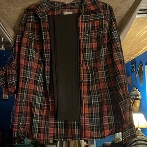 Button up with leggings outfit size large for both shirt is Old navy